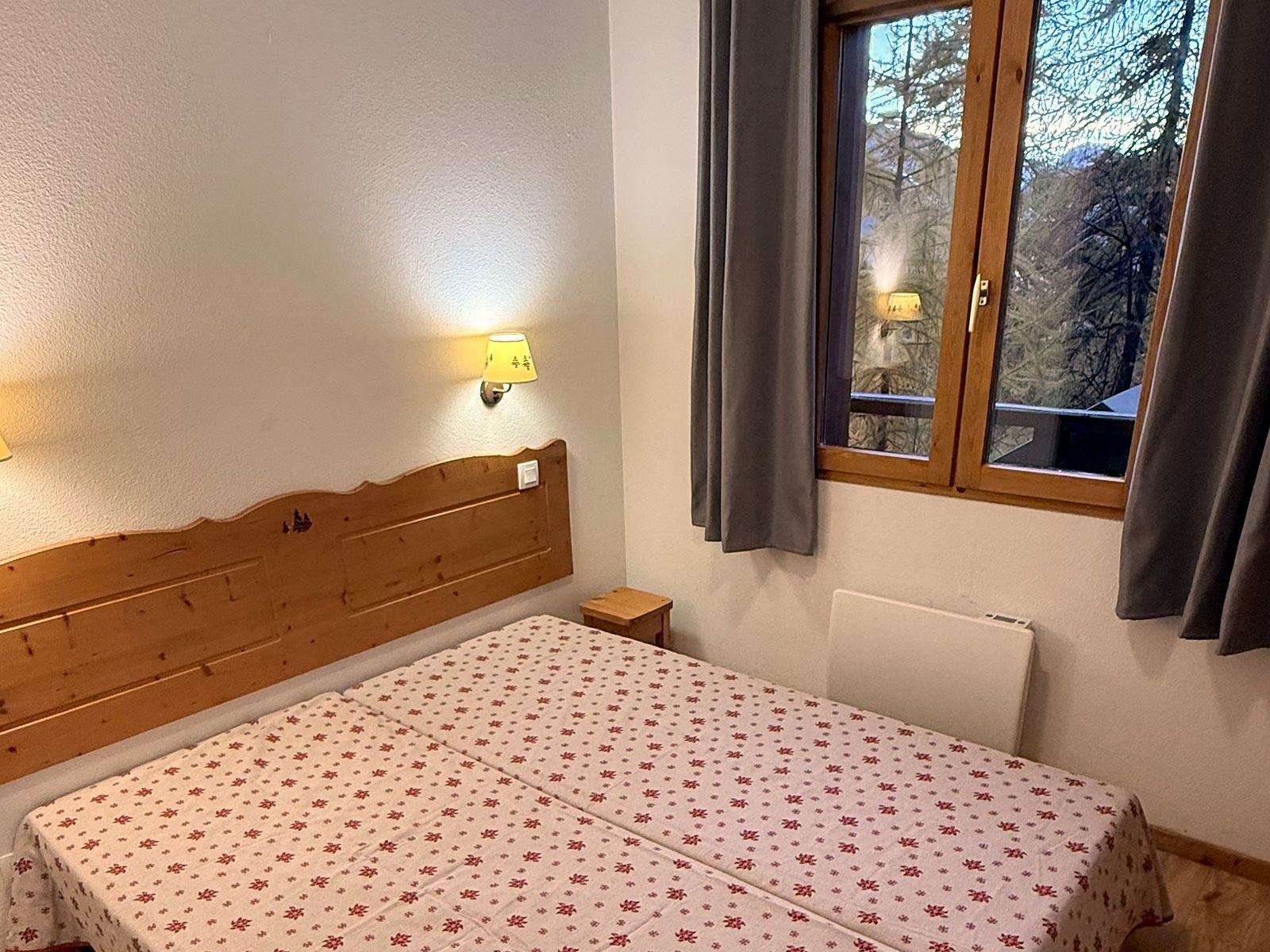 La chambre · Appartement 405